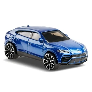 Hot Wheels Blue ’17 Lamborghini Urus Kids Model Diecast Car Factory Fresh GRY29 - Picture 1 of 7
