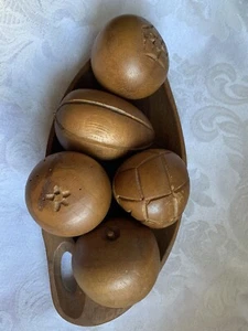 wooden fruit in wooden banana leaf 5 pieces with decorative carving Tropical - Picture 1 of 10