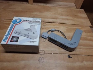 Adattatore Multiplayer Playstation 1 PS1 MultiTap By Performance con scatola originale - Foto 1 di 12