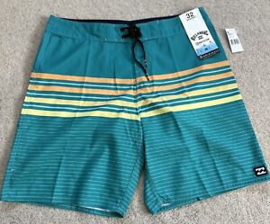 Billabong Mens Swim Shorts Board Shorts Medium M BRAND NEW Green 32" Striped