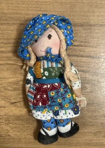 Vintage 1970er KNICKERBOCKER Mini 6 Zoll das Original HOLLY HOBBIE Stoffpuppe - Bild 1 von 7