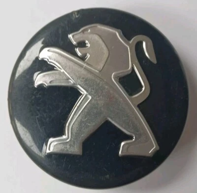 ЦЕНТРАЛЬНЫЙ КОЛПАК ДЛЯ ВНЕДОРОЖНИКА PEUGEOT 3008 ИЗ СПЛАВА X1 - Изображение 1 из 3