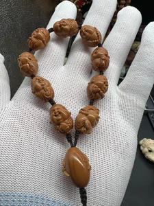 China Olive Dentoliva Hand Carved Mini Maitreya Bracelet 橄榄核手工雕刻小弥勒~暴富➕1 - Picture 1 of 12