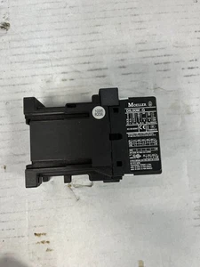 DIL00M-G-10 Moeller Contactor 24V DC Coil - Picture 1 of 11