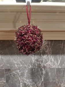 Küssender/Mistelball Feiertagsdekor festlich metallisch burgunder Glitzer Durchmesser 18 Zoll - Bild 1 von 6