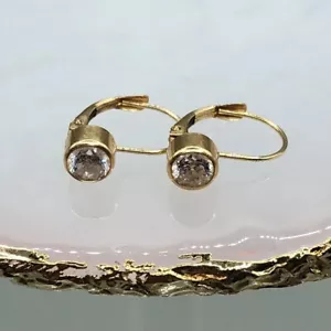 14k 585 yellow gold vintage earrings signed mark ZZ 1.3 grams classic timeless - Picture 1 of 8