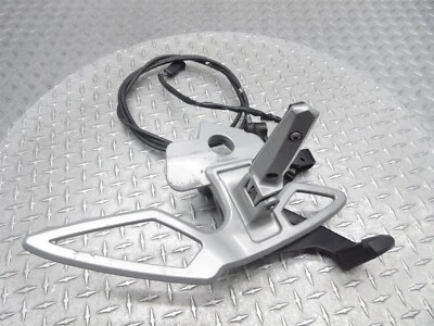 2008 Can-Am Spyder GS 990 передний левый задний комплект задний кронштейн опора для ног изготовитель оборудования - Изображение 1 из 4