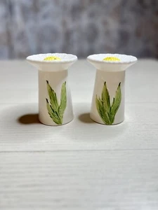 Vintage Daffodil Flower W/ Petal Top Salt & Pepper Shakers 4” High Japan - Picture 1 of 3