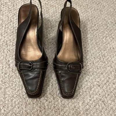 TACONES AEROSOLES CON CORDONES ~ Marrón con Costuras Blancas Zapatos Talla 7 Foto 1 de 4