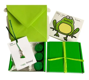 ¡Pequeños regalos! CUMPLEAÑOS. Dije Rana, Tarjeta Cumpleaños, 3 x Chocolates + Caja Regalo. - Imagen 1 de 4