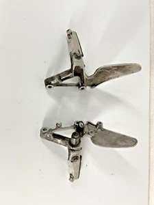 Honda CBR 1100xx 1997-2007 Holders Right/Left Main Steps Footrest Footpegs assy - Picture 1 of 3