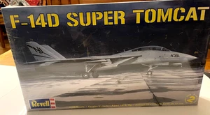 KIT MODELO AVIÓN PLÁSTICO SUPER TOMCAT MONOGRAMA REVELL 1:48 F-14D #85-4729 - Imagen 1 de 2