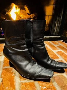 Nine West Black Leather 1/4 Boots~Leather~Heels~Women's 6 - Picture 1 of 6