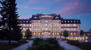 4 Tage zu zweit Harvey Spa Hotel Franzensbad Tschechien Hotelgutschein Urlaub - Bild 1 von 8