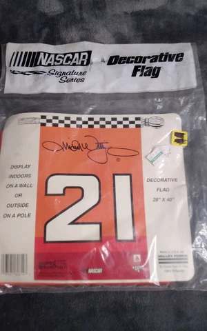 Vtg NASCAR Signature Series Michael Waltrip #21 Decorative Flag USA Valley Forge Cover