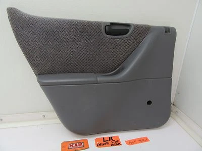 PAINEL DE PORTA TRASEIRA ESQUERDA LADO DO MOTORISTA MANUAL JANELAS 95-00 STRATUS BRISA CIRRUS - Imagem 1 de 4