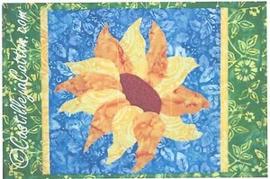 Sunflower Placemat applique quilt pattern by Diane McGregor for Quilt Woman - Picture 1 of 1