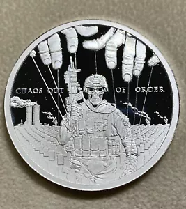 1 OZ Caos Fuera de Orden Prueba Escudo de Plata Mini De Colección .999 Plata Militar $ - Imagen 1 de 10