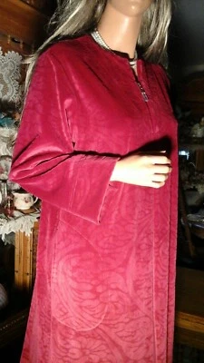 Miss Elaine New Stretch Lounge Robe sz S M Soft Jacquard Fleece Burgundy Wine  - Image 1 of 4