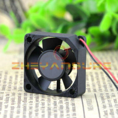 ONE SUNON GM1203PFV2-8 GN fan 12V 0.5W 30*30*10mm 3pin - Image 1 of 4
