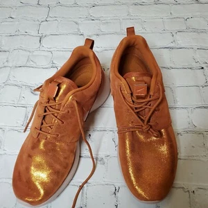 Nike Roshe One Premium Womens 833928-901 Metallic Tawny Running Shoes Size 8.5 - Picture 1 of 4