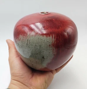 Rare vase boule en céramique rouge de cuivre signé sous la base R à identifier ? - Foto 1 di 12