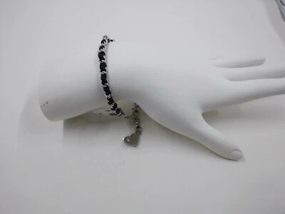 Corazón de seda y acero inoxidable Inori con pulsera de circonita cúbica Foto 1 de 4