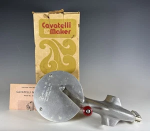 Vintage Vitantonio Cavatelli Pasta Maker - Model No 50 - Original Box - Picture 1 of 4