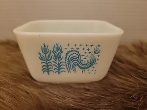 Vtg Pyrex Amish Butter Print Refrigerator Dish #501 No Lid 1 1/2 Cup - Picture 1 of 7
