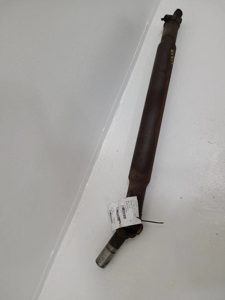 2009-2014 CADILLAC ESCALADE Rear Drive Shaft 4WD 22845689      - Image 1 of 4