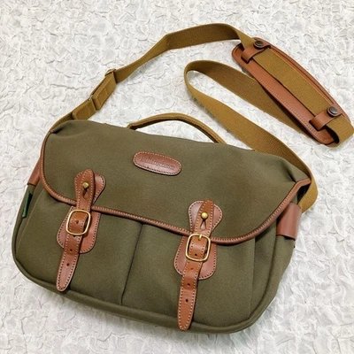 Bolso para cámara Billingham Hadley Pro verde salvia con detalles de cuero tostado Foto 1 de 4