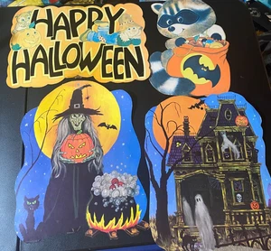 4 VINTAGE 1970’S HALLOWEEN CARDBOARD DIE CUT OUTS WITCH ghost raccoon SCARECROW - Picture 1 of 7