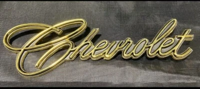 Chevy Impala 1969-1976 emblema de maletero dorado Foto 1 de 3