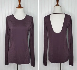 Under Armour Open Back HeatGear STRETCH Long Sleeve Top Women's size Small - Picture 1 of 8