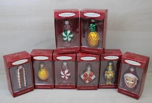 8 Ornament Lot LI'L NEU Punze Miniatur GLAS Ornament 2000 Lot Birnenwirbel - Bild 1 von 9