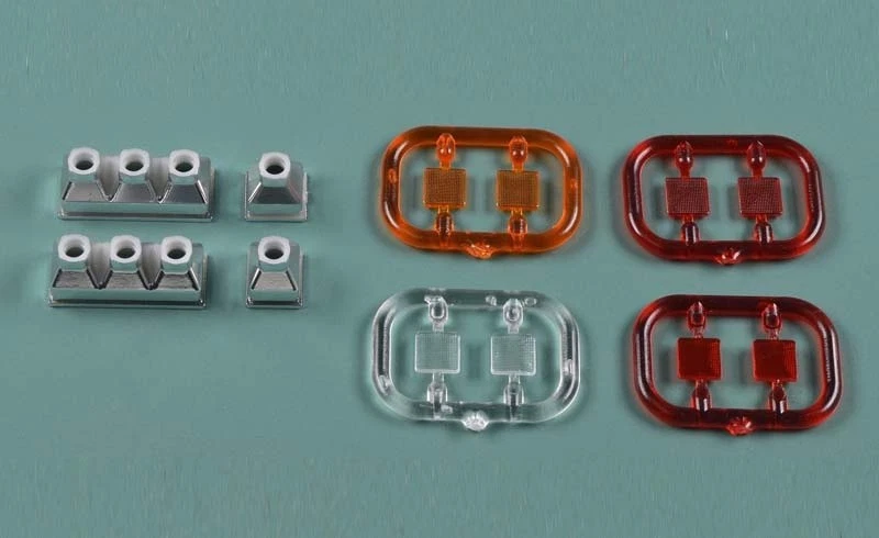 Carson 1:14 3+1 Kammer Rückleuchten Universal - 500907261 - Bild 1 von 1