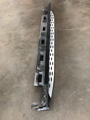 2015 MERCEDES ML400 W166 OEM LEFT DRIVER SIDE RUNNING BOARD — 第 1/4 张图片