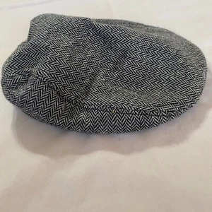#7377 Vintage Tweed Mens Flat Cap Black and Gray - Picture 1 of 5
