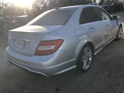 Mercedes Benz C250 2008-2015 suspensión delantera rodilla pasajero derecho tracción trasera 926607 Foto 1 de 4