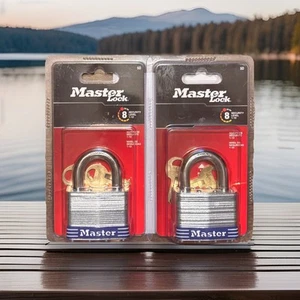 Master Lock Four-Pin Tumbler Laminated Steel Lock 2" Wide Silver/Blue Two Keys - Picture 1 of 10