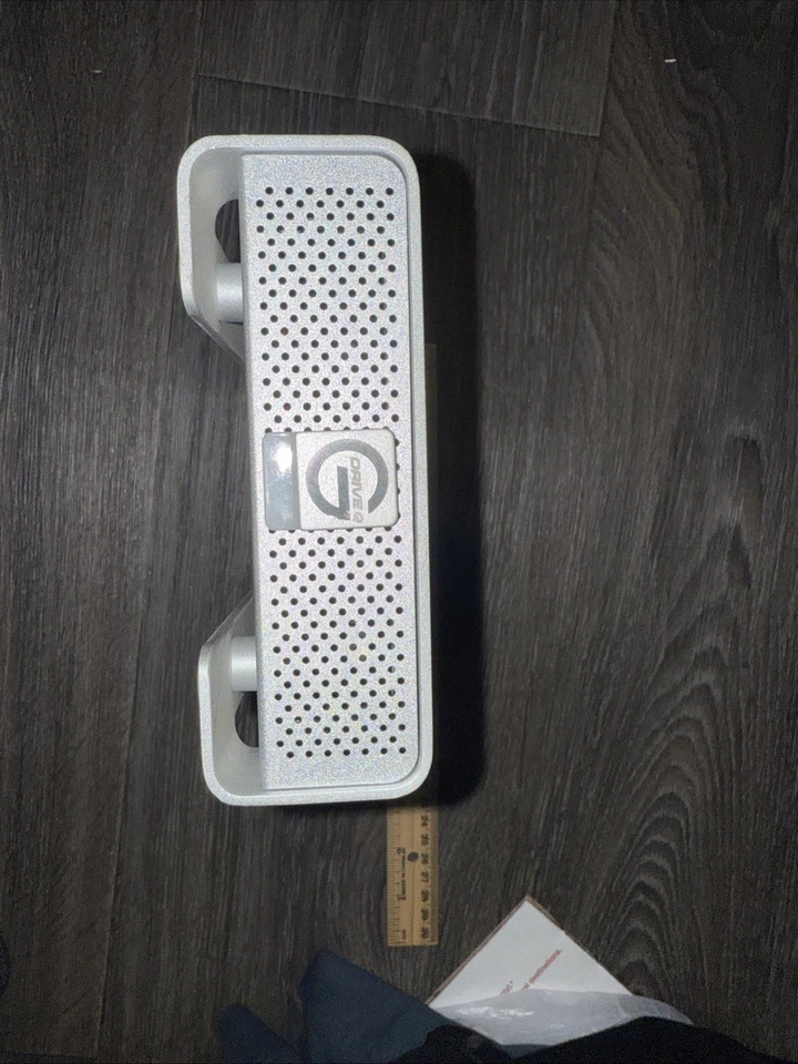 G-DRIVE Q 1TB External Hard Drive - Image 1 of 4