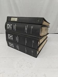 Vintage DC-10 Flight Crew Operating Manual, Weight And Balance Manual, Reference - Bild 1 von 13