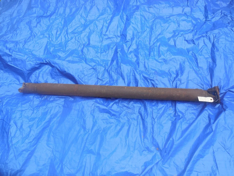 Used Original 1972-1976 Lincoln Mark IV Driveshaft D8LY-4602-A - Image 1 of 4