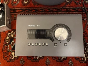 Universal Audio Apollo x4 Heritage Edition - Picture 1 of 1