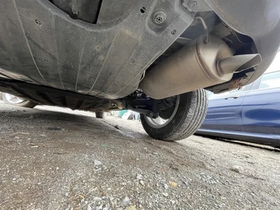 Honda HR-V 2016-2020 sistema de escape completo original 1,8 L tracción delantera 127 k LX 65499 Foto 1 de 4