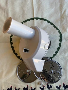 Braun Schnitzelwerk KS 33 neu - Bild 1 von 4