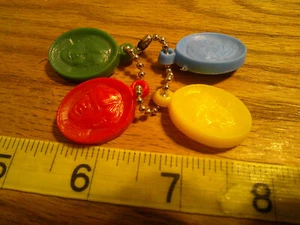 4 Beatles gumball machine charms with keychain four colors ch27 - Picture 1 of 9