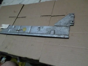 1960 1961 1962 chevrolet pickup truck nos lower door glass channel run - Foto 1 di 4