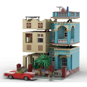 MOC-60270+MOC-60362 Modular House with Interior and Red Convertible 3116 Pieces - Picture 1 of 5