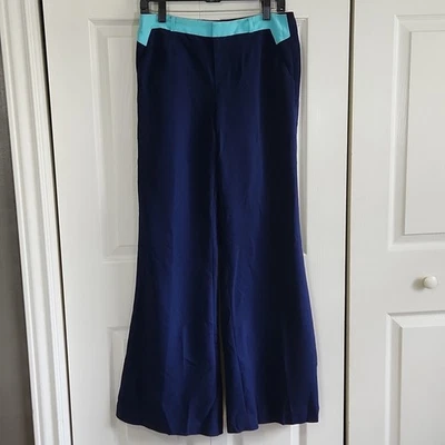 Pantalones de vestir Vero Moda clásicos azul marino y azul claro acampanados talla mediana Foto 1 de 4